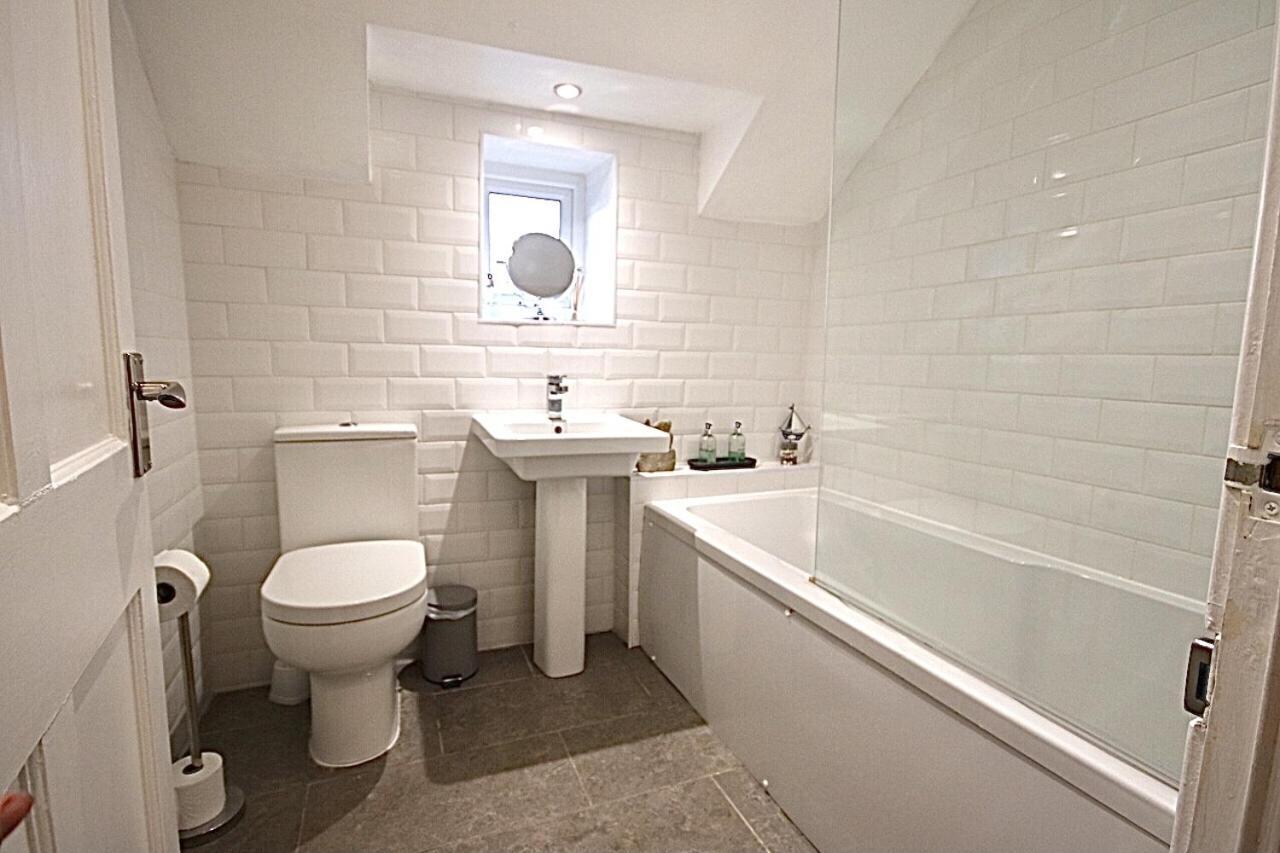 Kindly Light Cottage Амбъл Екстериор снимка